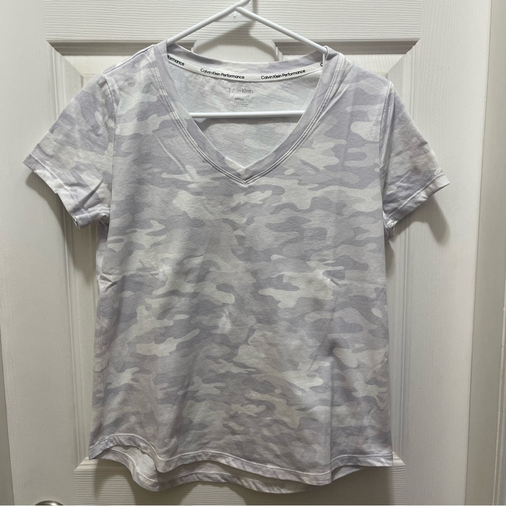 Calvin Klein Performance Tee Size S